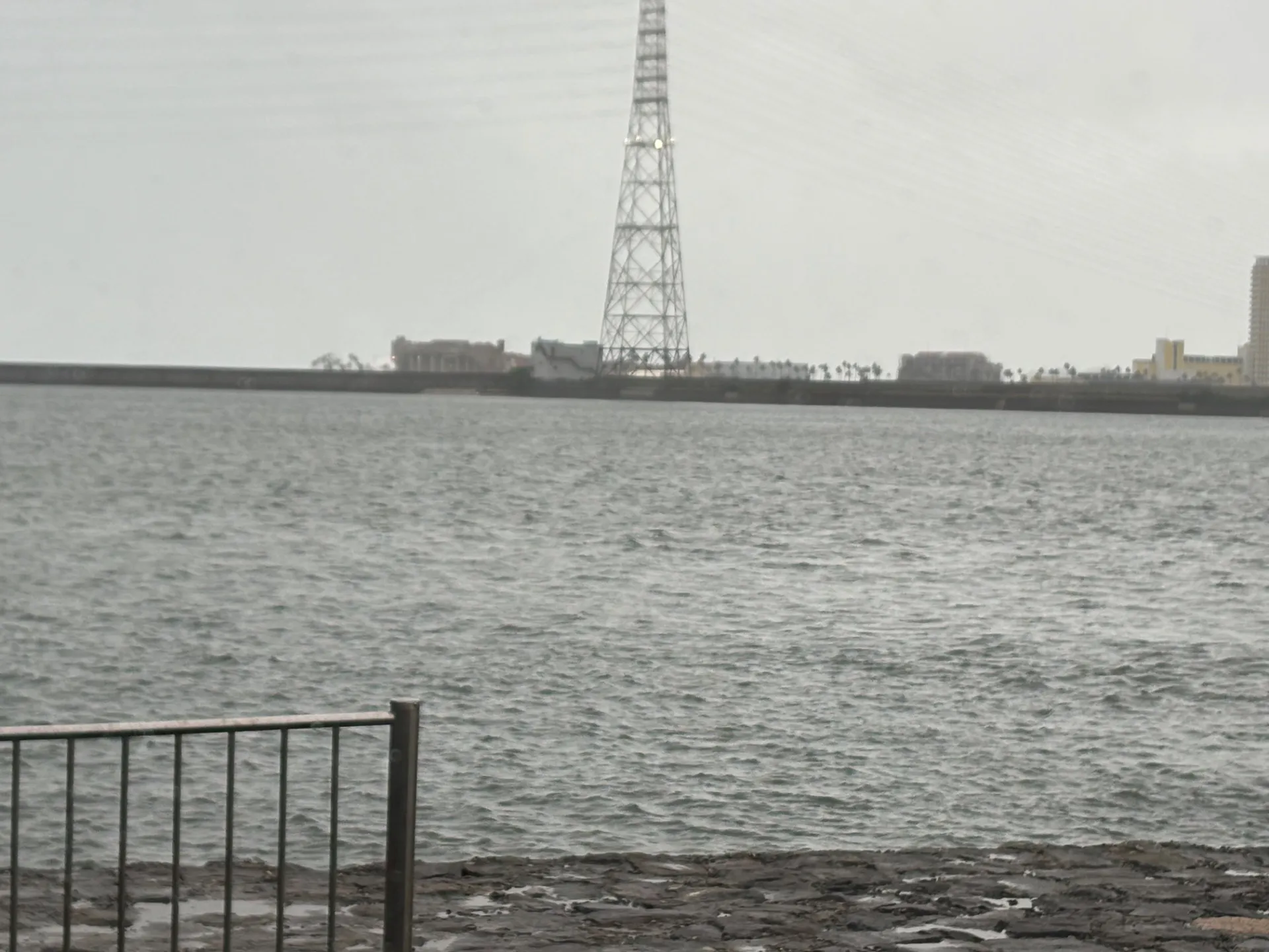 台風通過中🌊