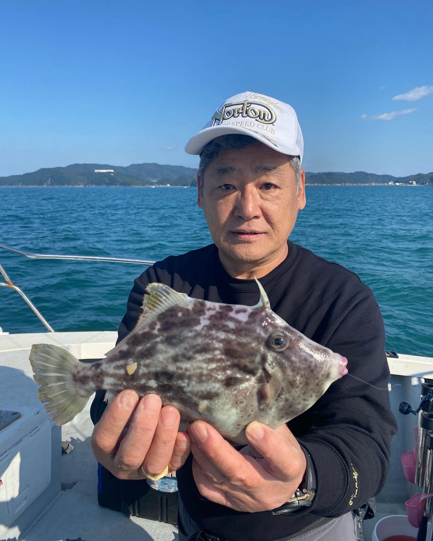 太刀魚&カワハギリレー便❣️ 11月8日